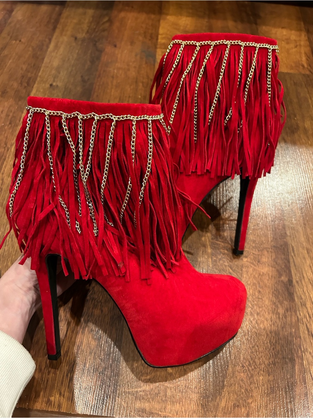 Red Fringe Gold Chain Platform Stiletto Booties Size 8 Kaylea Zipper Faux Suede